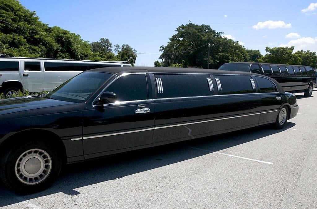 Experience luxury with Boston Limousine Services - premium transportation for any occasion.