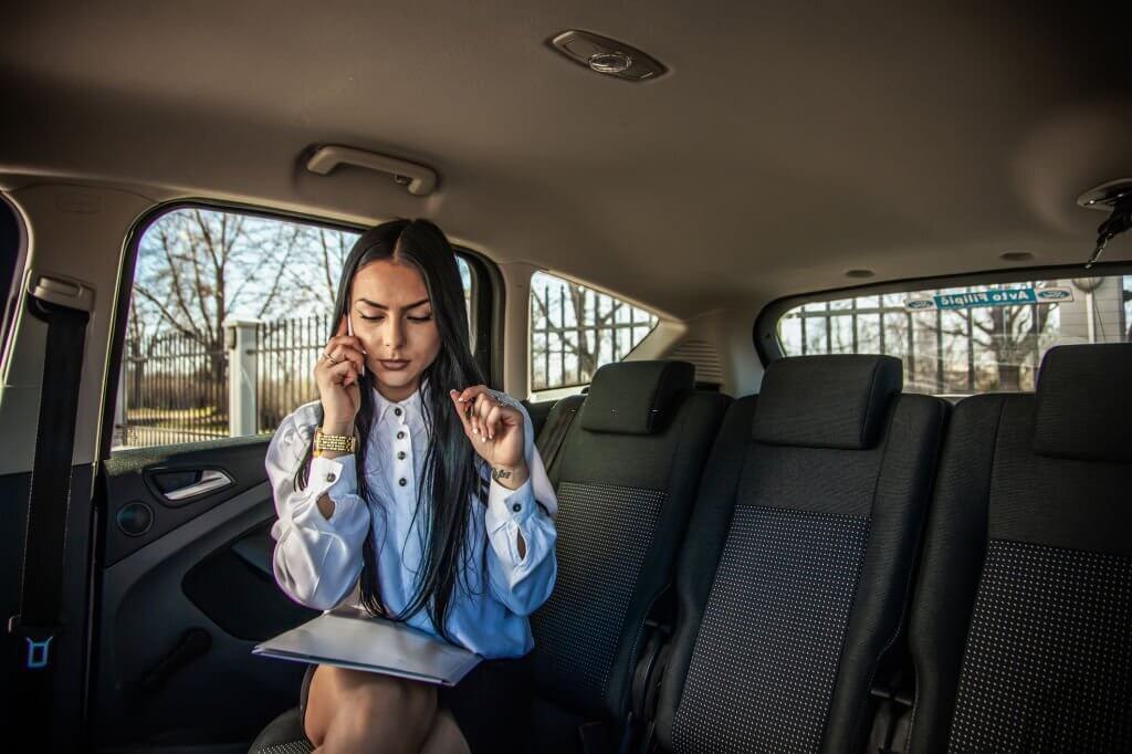 Businesswoman, Caucasian Ethnicity, Travel, Car.